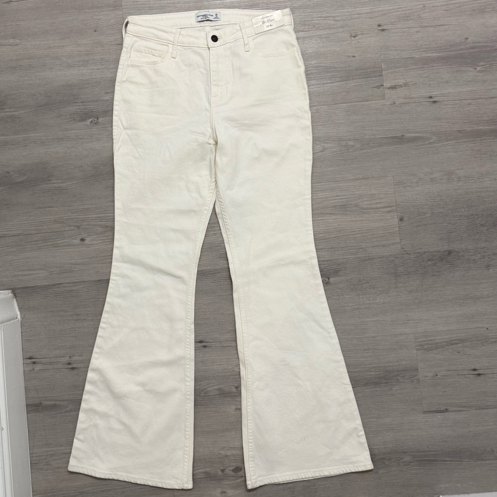 Abercrombie & Fitch Off-White Flare Jeans